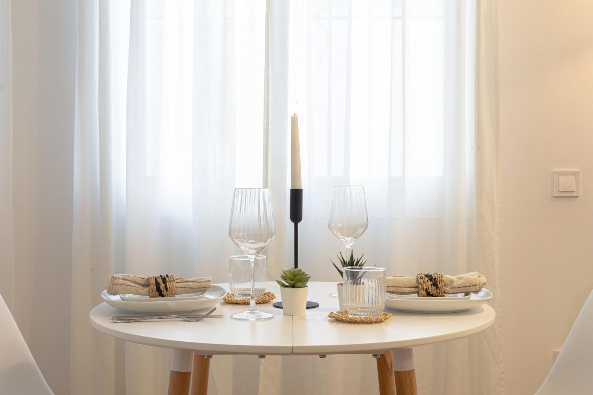 Nordik Apartments Urban - Perchel "Skogar" 말라가 외부 사진